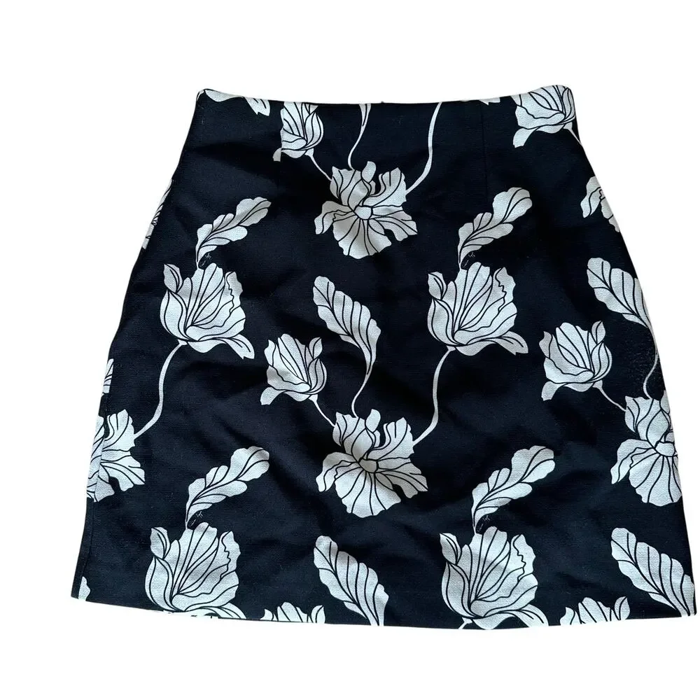 Adam Lippes Black Floral Mini Pencil Skirt Size 4 Career Polished Designer $270 - Picture 6 of 10